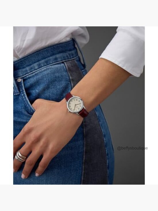 Easy Reader Analog Wrist Watch with Leather Strap and Indiglo Backlight main image 4
